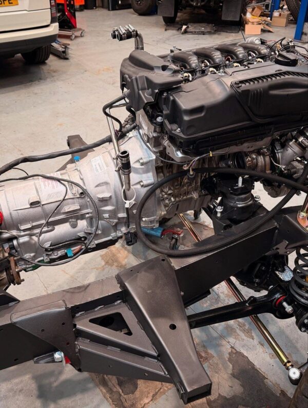 photo_5854748106669362254_y.jpg Land Rover Defender M57 Swap Kit 8 Speed
