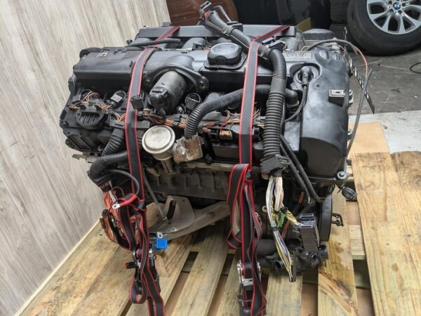 photo_5877748463993293888_y.jpg E90 N51 Engine
