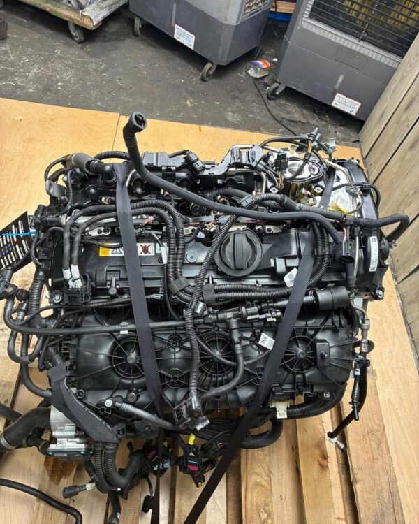 photo_5881705610636626950_y.jpg BMW G23 M440i B58 Engine