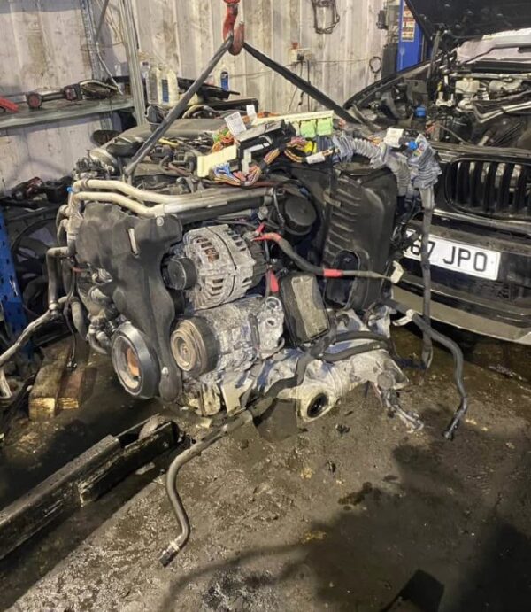BMW X5 F15 M50d N57D30C Engine 2017