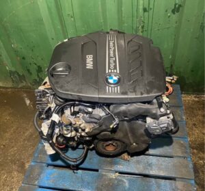 BMW 125d F20 N47D20D Engine 2012-1.jpg BMW 125d F20 N47D20D Engine 2012