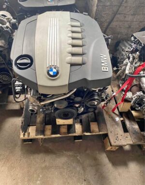 BMW 330d E90 N57D30A LCI Engine 2011 BMW 330d E90 N57D30A LCI Engine 2011