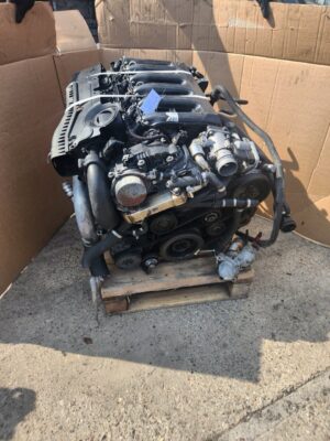 BMW E60 525d M57TUe Engine 2006 BMW E60 525d M57TUe Engine 2006