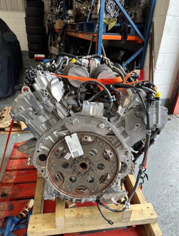 photo_5972129829157014653_y.jpg BMW F90 M5 S63B44T4 Engine 2020