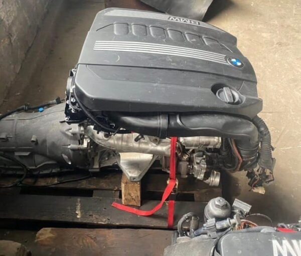 BMW F01 730d N57D30A Engine 2010