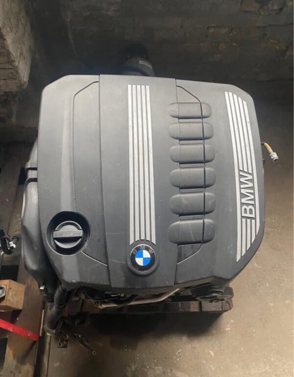 BMW F01 730d N57D30A Engine 2010